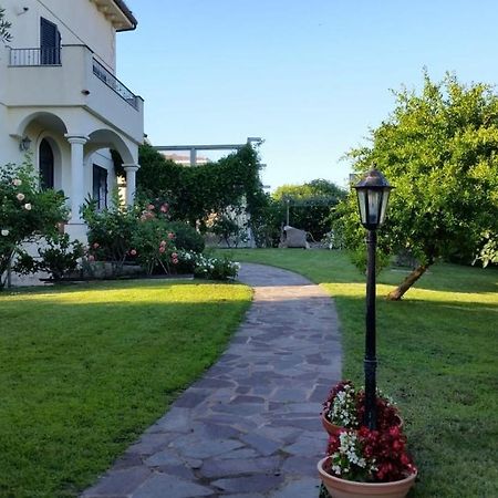 Villa Luce B&B Olbia Zewnętrze zdjęcie