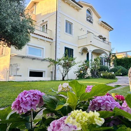 Villa Luce B&B Olbia Zewnętrze zdjęcie